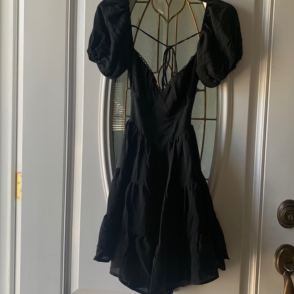 Black dress from Princess Polly. Size 2.